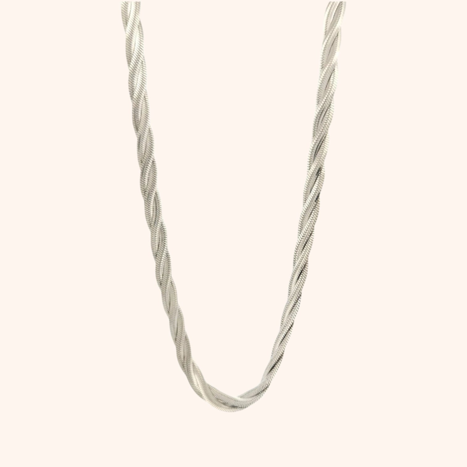 twisted herringbone chain necklace, adding a touch of sophistication and modern style